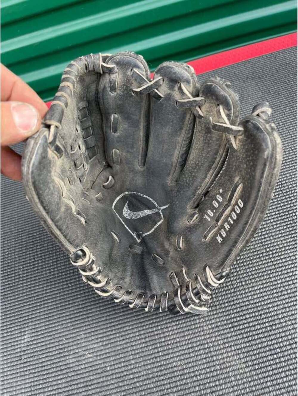 Nike Diamond Ready KDR1000 10" Baseball Glove